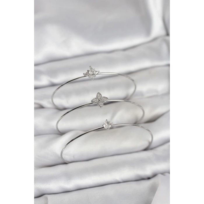 Zirkon Taşlı Gümüş Renk Yonca Model 3lü Kadın Bileklik Kombini - TJ-BB8348