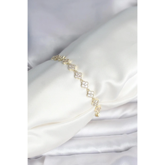 Zirkon Taşlı Pirinç Yonca Model Bileklik - TJ-BB8086