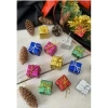 12 Adet Hediye Paketi Renkli Noel Yılbaşı Çam Ağacı Süsü 3 cm