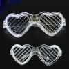 Beyaz LED Işıklı Kalp Gözlük – 3 Modlu Parti & Glow Gözlüğü