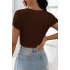 Kadın Kahverengi Yarım Kol Düz Yaka Crop Top Bluz