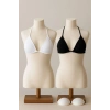 Kadın Siyah Ve Beyaz Minimal Kesim Üçgen Bikini Üstü