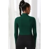 Kadın Yeşil Uzun Kol Fermuarlı Parmak Geçme Detaylı Dik Yaka Crop Top Bluz