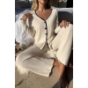 MARSiLYAN- Kadın Beyaz Örme Kumaş V Yaka Düğmeli Rahat Şık Pijama Takımı