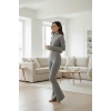MARSiLYAN- Kadın Fitilli Eşofman Takımı – Gri Boğazlı Crop Üst & İspanyol Paça Pantolon, Esnek Rahat Kalıp