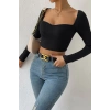 MARSiLYAN- Kadın Siyah Uzun Kol Göğüs Dekolteli Şık Crop Top Bluz