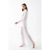 MİRAY- Kadın Beyaz Şeffaf Jakar Düğmeli Pijama Takımı