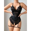 Siyah Özel Bölgesi Açık Dantel İşlemeli Jartiyer Görünümlü Fantezi Body