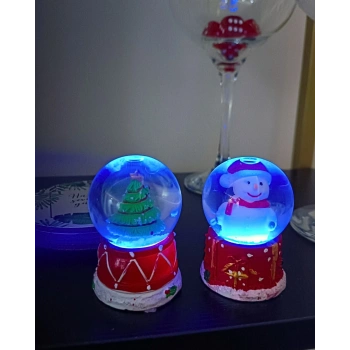 2 Adet Yeni Yıl Çam Ağacı Ve Kardan Adam  Temalı Mini Boy Işıklı Kar Küresi 6,5 cm