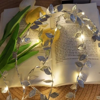 3 Metre Yaldızlı Gümüş Led Işık