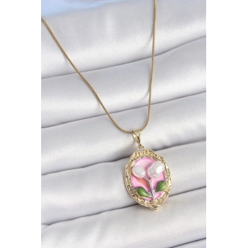316L Çelik Gold Renk Zincir Pembe Mineli İncili Çiçek İşlemeli Portre Model Kadın Kolye - TJ-BKO10148