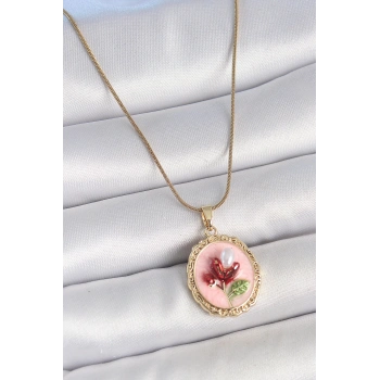 316L Çelik Gold Renk Zincir Pembe Mineli İncili Çiçek İşlemeli Portre Model Kadın Kolye - TJ-BKO10155