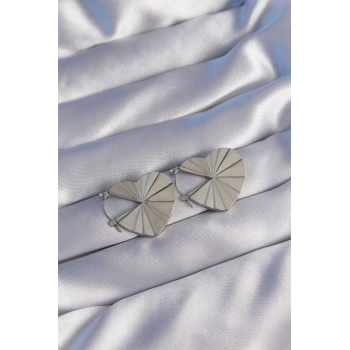 316L Çelik Gümüş Renk Çizgili Plaka Tasarımlı Kalp Küpe - TJ-BKP9041