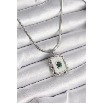 316L Çelik Gümüş Renk İtalyan Zincir Beyaz Sedefli Kare Portre Model Zümrüt Taş Detay Kadın Kolye - TJ-BKO9596
