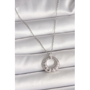 316L Çelik Gümüş Renk Zincir Zirkon Taş İşlemeli Daire Model Kadın Kolye - TJ-BKO9969