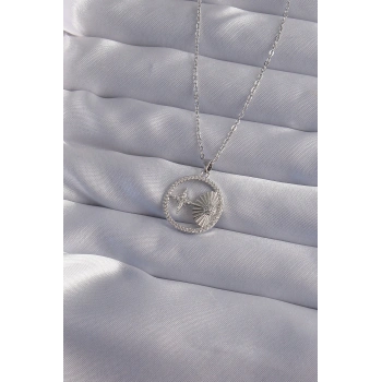 316L Çelik Zincir Gümüş Renk Zirkon Taşlı Yıldız Figürlü Oval Kolye - TJ-BKO9024