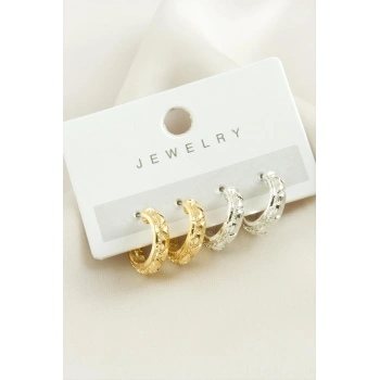 4 Adet Üçgen Desenli Halka Küpe