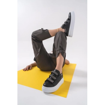 Amaris Siyah Taşlı Spor Ayakkabı