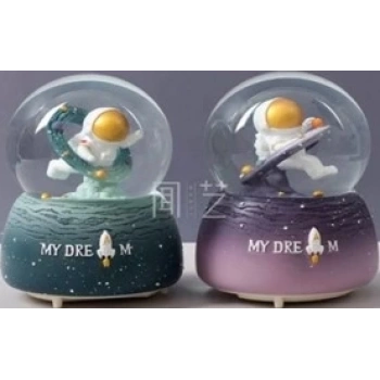 Astronot Kar Küresi Orta Boy WY20K23