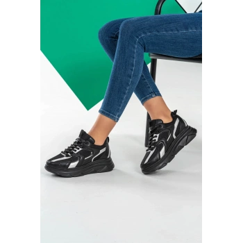 Cintia Siyah Bağcıklı Spor Ayakkabı