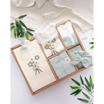 Fiyonk ve Çiçek Detaylı %100 Pamuk 10 Parça Bebek Hastane Çıkış