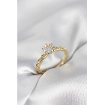 Gold Renk Zirkon Taşlı Tek Taş Model Kadın Yüzük - TJ-BYK4026