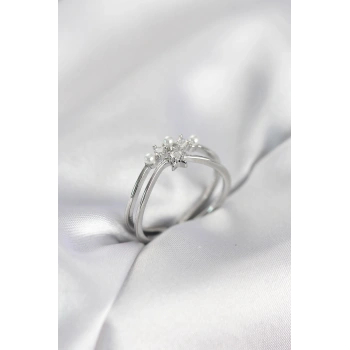 Gümüş Renk İncili Yıldız Model Zirkon Taşlı Kadın Yüzük - TJ-BYK4100