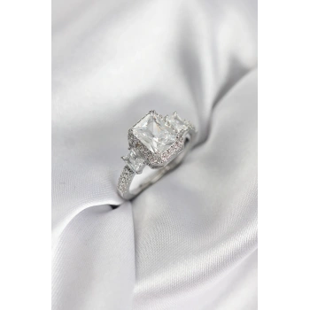 Gümüş Renk Kare Baget Zirkon Taşlı Tek Taş Model Kadın Yüzük - TJ-BYK3937