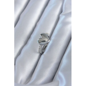 Gümüş Renk Pirinç Zirkon Taşlı Kalp Model Kadın Yüzük - TJ-BYK2820