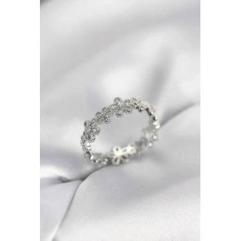 Gümüş Renk Sıralı Çiçek Model Zirkon Taşlı Kadın Yüzük - TJ-BYK4108