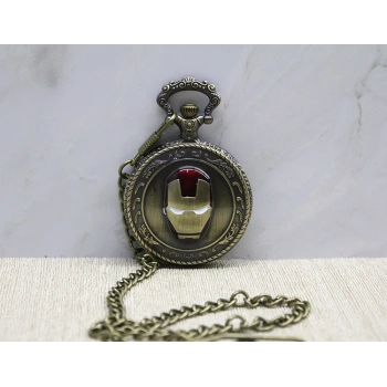 Iron Man Tasarımlı Köstekli Saat