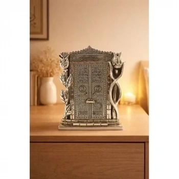 Kâbe Kapısı Figürü – Silver Renk Dekoratif Biblo | Manevi ve Anlamlı Hediye 25 cm
