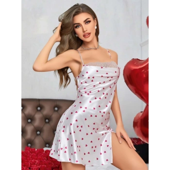 Kadın Beyaz Fuşya Kalp Desenli Saten Gecelik 2219
