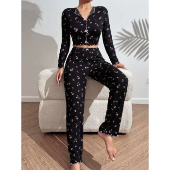 Kadın Çiçek ve Fiyonk Desenli Yumuşak Pamuklu Uzun Pijama Takımı 5134