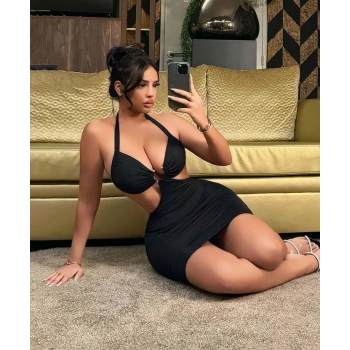 Kadın Siyah Halka Detaylı Göğüs Dekolteli Boyun ve Sırttan Bağlamalı Gece Elbisesi Gecelik Fantezi Elbise 5115