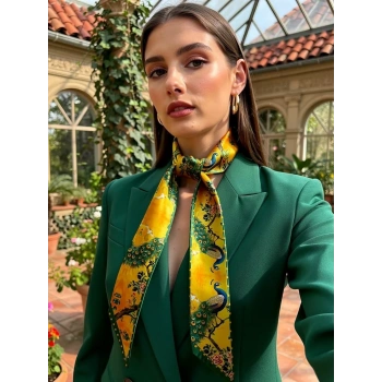 Kadın Yeşil Sarı Renkli Modern Desenli Fular – Blazer, Çanta ve Boyun İçin Uygun –Hediye Alternatifi