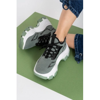 Karabina Yeşil Triko Kalın Tabanlı Spor Ayakkabı