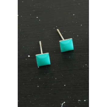 Kare Mineli Minik Küpe