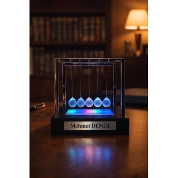 Kişiye İsme Özel RGB Led Işıklı Newton Denge Topu – Renkli Şeffaf Denge , Pilli Dekoratif Hediye