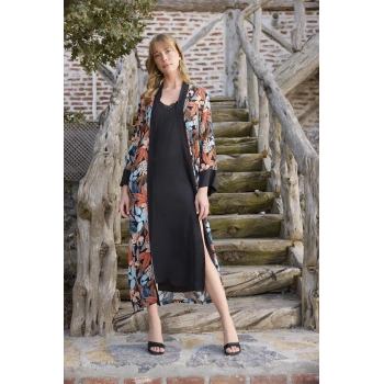 MARSiLYAN-  Çiçek ve Yaprak Desenli Dantelli ve Dekolteli Sabahlık Takımı