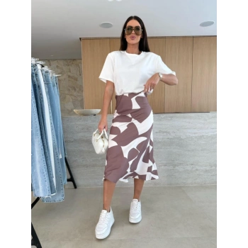 MARSiLYAN- Kadın Kısa Kollu Bisiklet Yaka Viskon Bluz Ve Desenli Süprem Etek Ikili Takım