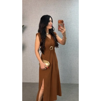 MARSiLYAN- Kadın Kısa Kollu Vatkalı önden Tokalı Yandan Yırtmaçlı Uzun Ithal Krep Elbise