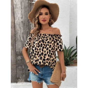 MARSiLYAN- Kadın Madonna Yaka Fırfırlı Leopar Desenli Mikro Kumaş Bluz