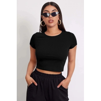 MARSiLYAN- Kadın Siyah Yuvarlak Yaka Yarım Kol Crop Top Bluz