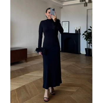 MARSiLYAN- Kadın Uzun Kollu Balıkçı Yaka Kol Ağzı Tüy Detaylı Uzun Krep Elbise