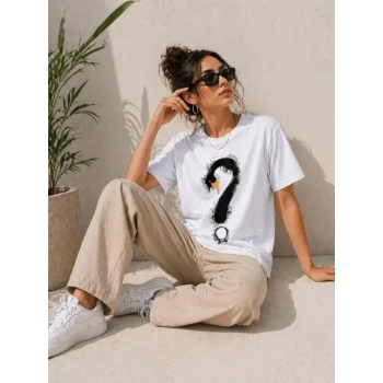 MARSiLYAN- Kuğu Figürlü Soru İşareti Baskılı Tişört Kısa Kol T-Shirt - Beyaz