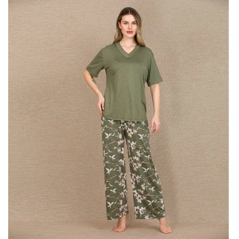 MARSiLYAN-  Şık Tasarım Çiçek Desenli Yeşil Kısa Kol Viskon Pijama Takımı