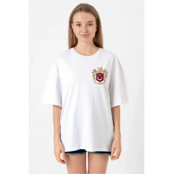 MARSiLYAN- Türk Arma Baskılı Oversize Bisiklet Yaka Günlük T-shirt - Beyaz