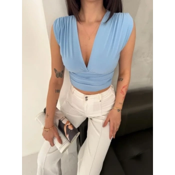 MARSiLYAN- Vatkalı Kolsuz V Yaka Drapeli Crop Bluz Likralı Fit - Bebek Mavisi