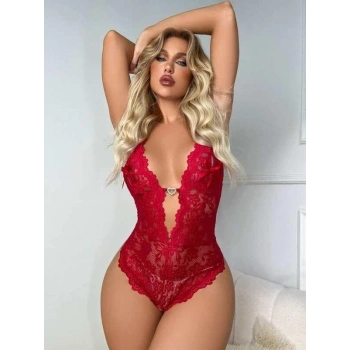 Metal Kalp Aksesuarlı Fantezi Dantelli Kırmızı Body